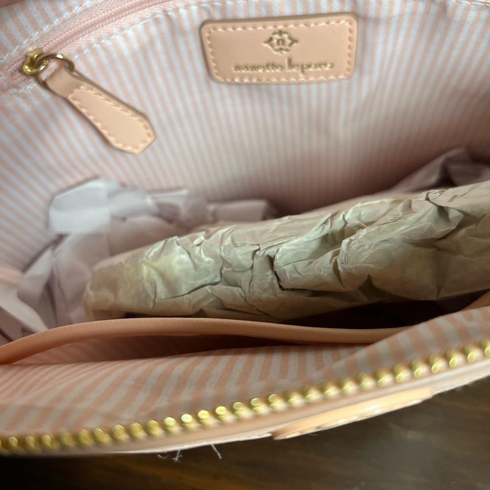 NWOT NANETTE LEPORE STRAW BAG. - Picture 3 of 5